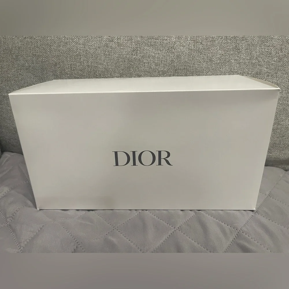 DIOR Pouch and Sauvage Eau Forte Mini Deluxe NEW - Picture 2 of 3